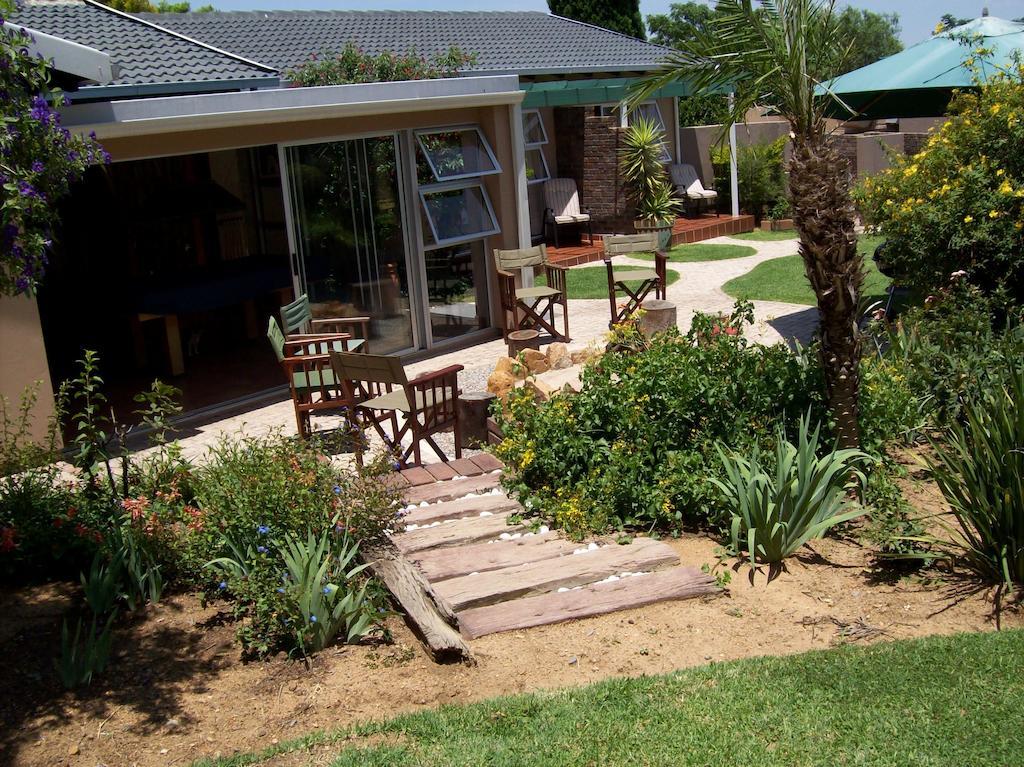 Lala Nathi Hotel Midrand Buitenkant foto